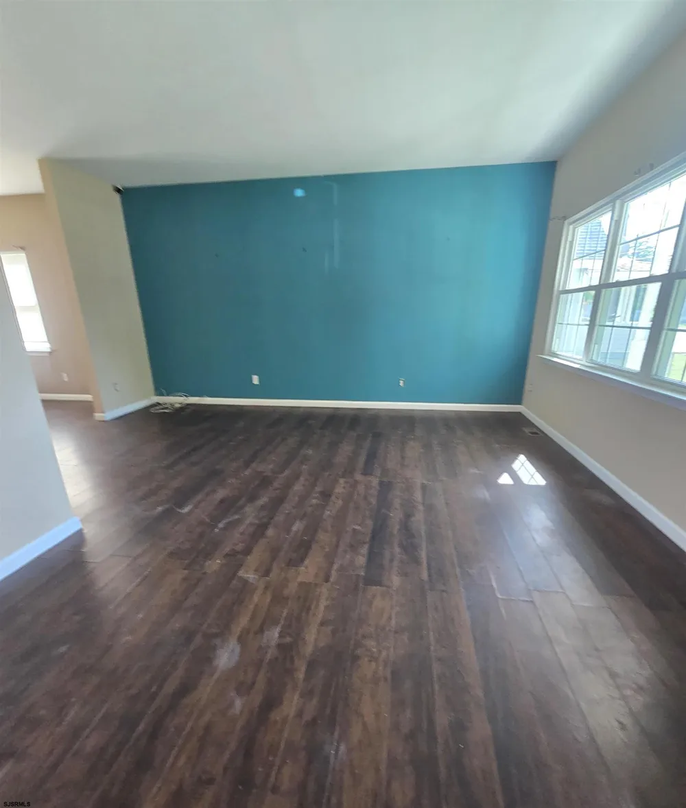 138 W Thompson Ave Pleasantville, NJ 08232