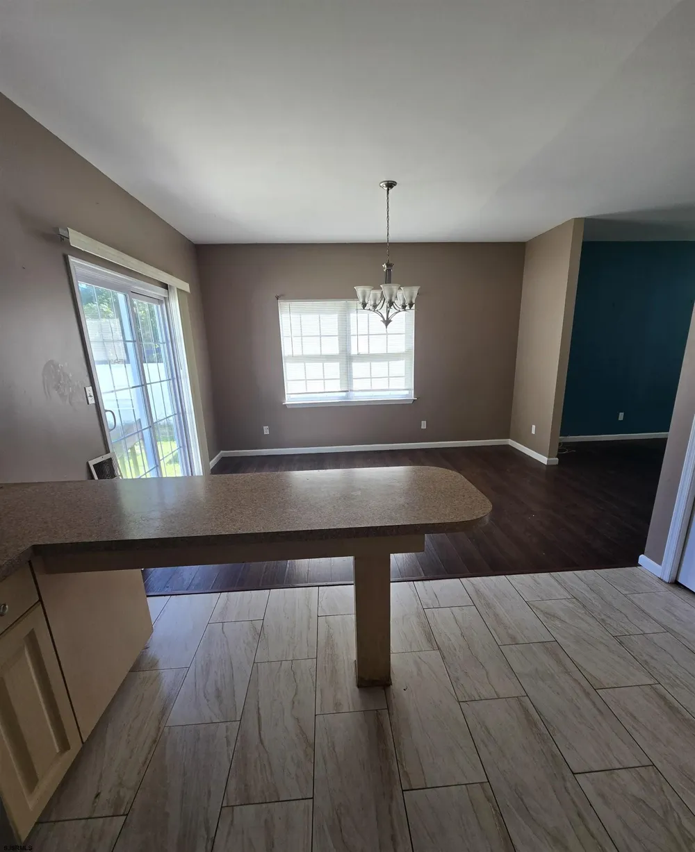 138 W Thompson Ave Pleasantville, NJ 08232