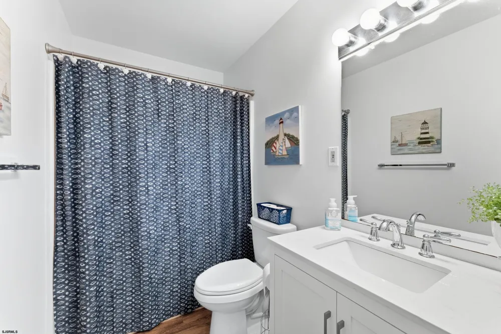 1008 Wesley Ave Ocean City, NJ 08226