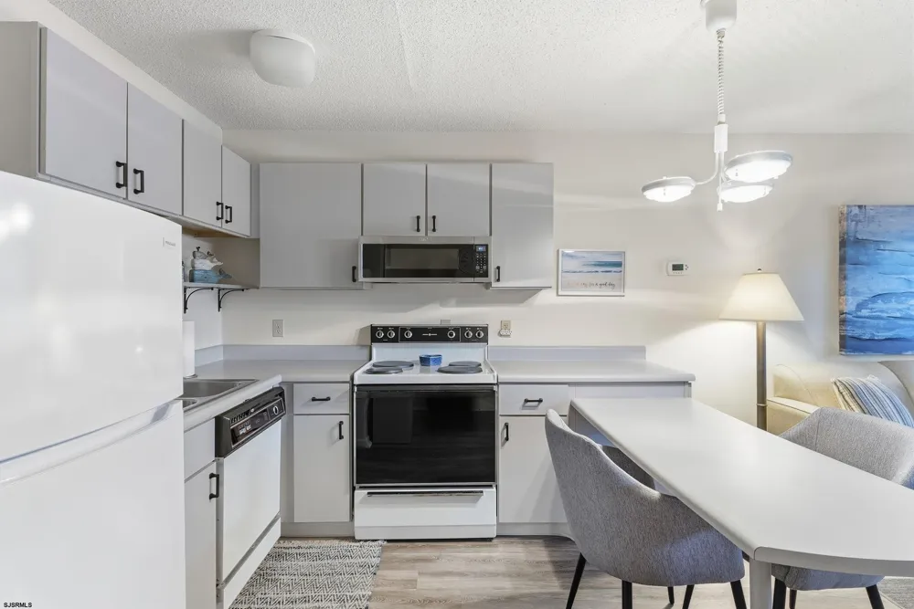 1008 Wesley Ave Ocean City, NJ 08226