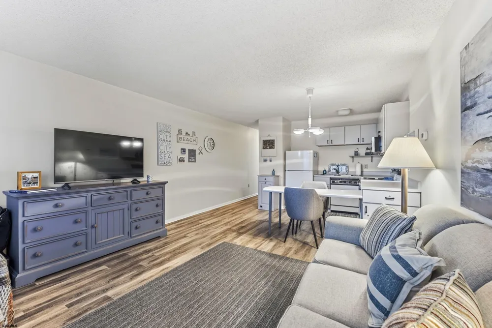 1008 Wesley Ave Ocean City, NJ 08226