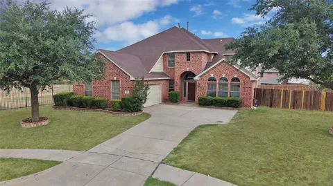 903 Fieldstone Drive