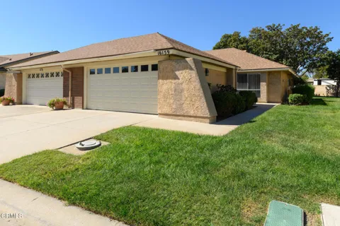 16159 Village 16
