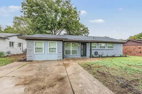 404 Simmons Drive