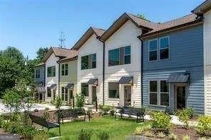 1070 Dill Avenue SW #105