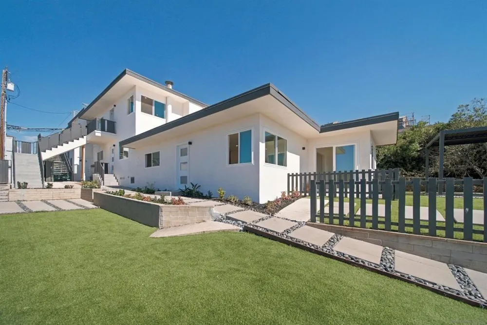 4768 Coronado Avenue San Diego, CA 92107