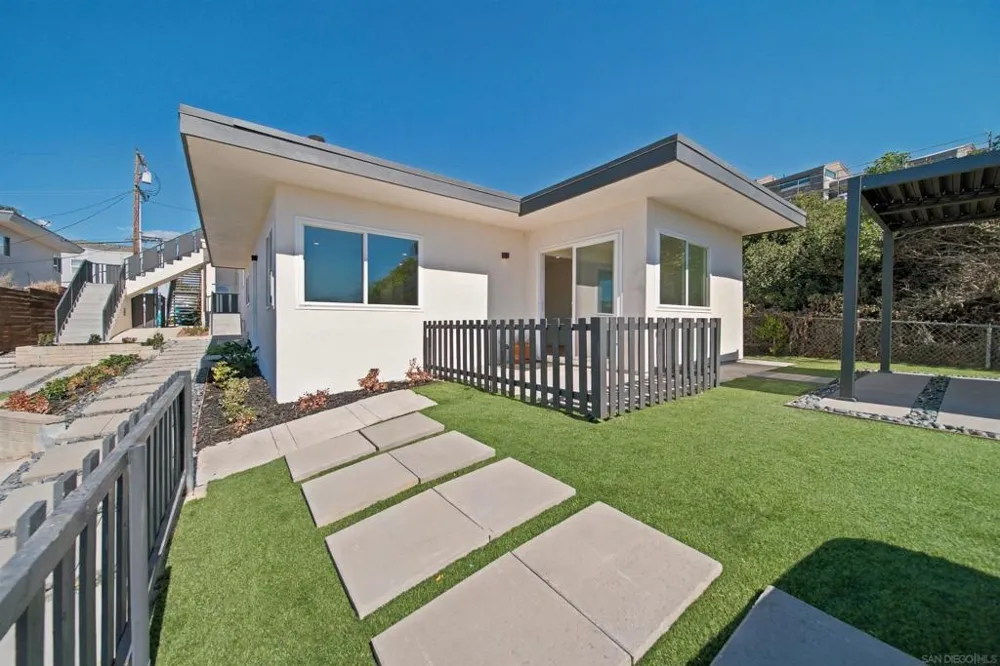 4768 Coronado Avenue San Diego, CA 92107