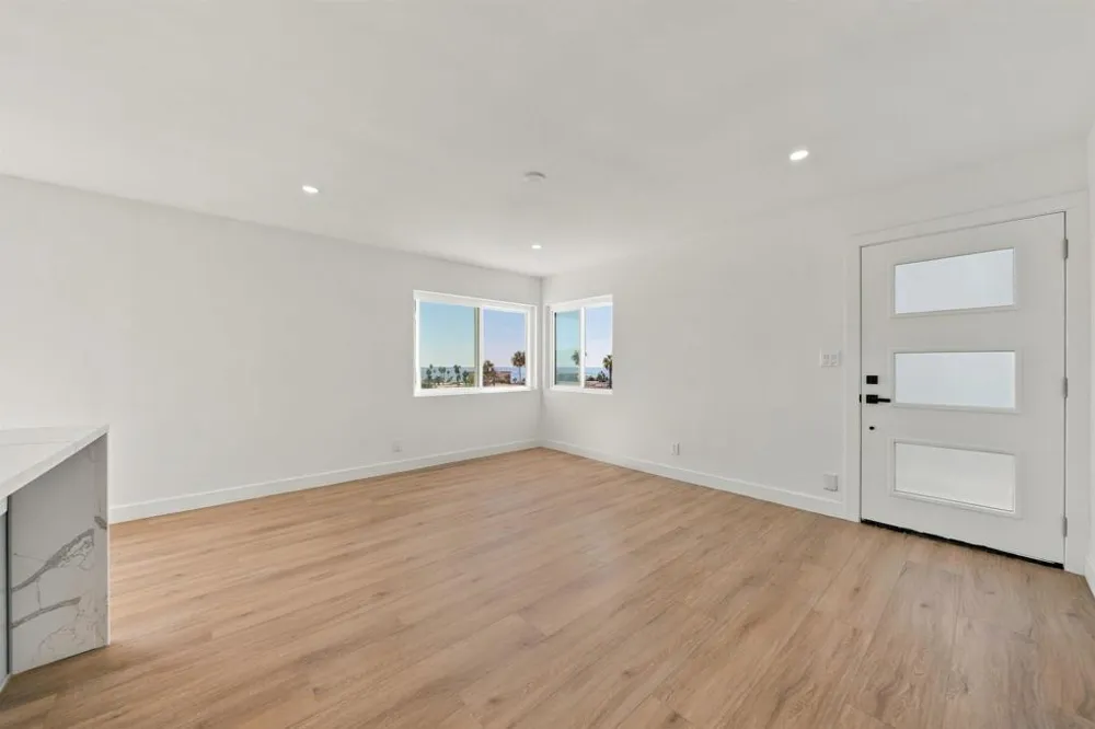 4768 Coronado Avenue San Diego, CA 92107