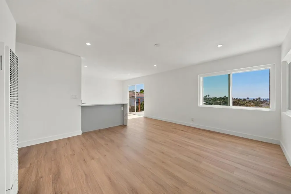 4768 Coronado Avenue San Diego, CA 92107