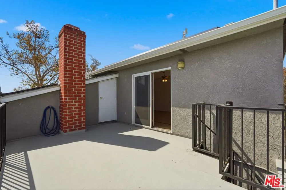 2007 W 180th Place Torrance, CA 90504