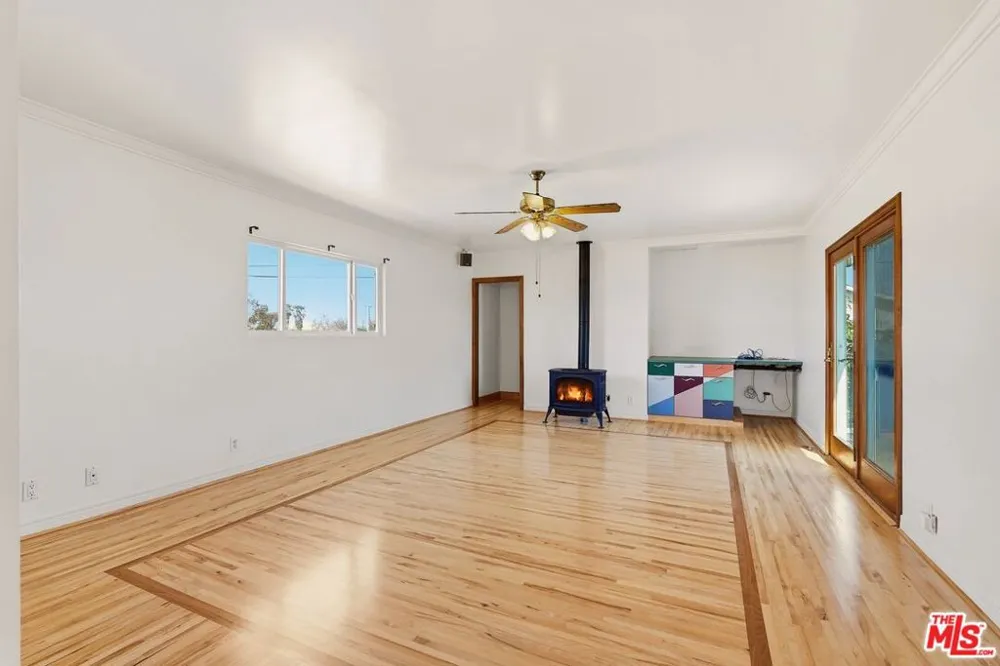 2007 W 180th Place Torrance, CA 90504