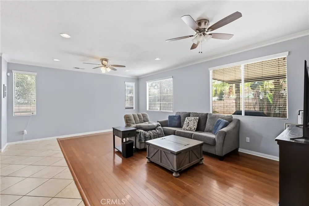 29268 Sandpiper Lake Elsinore, CA 92530