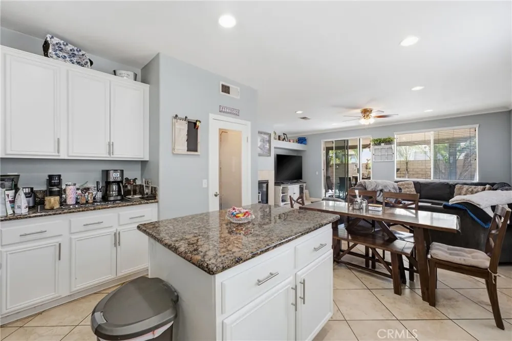 29268 Sandpiper Lake Elsinore, CA 92530