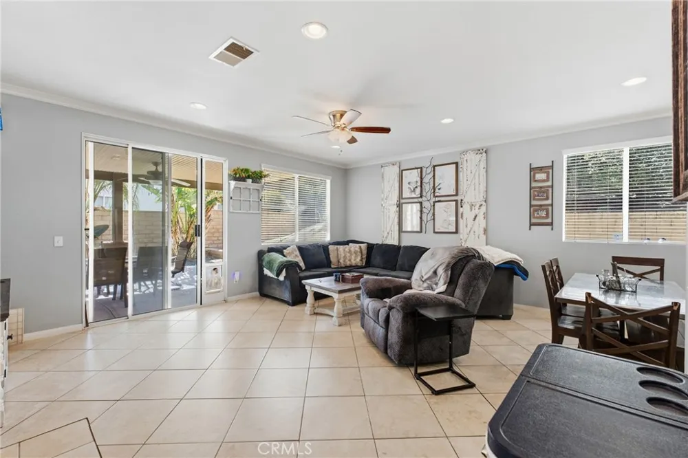 29268 Sandpiper Lake Elsinore, CA 92530