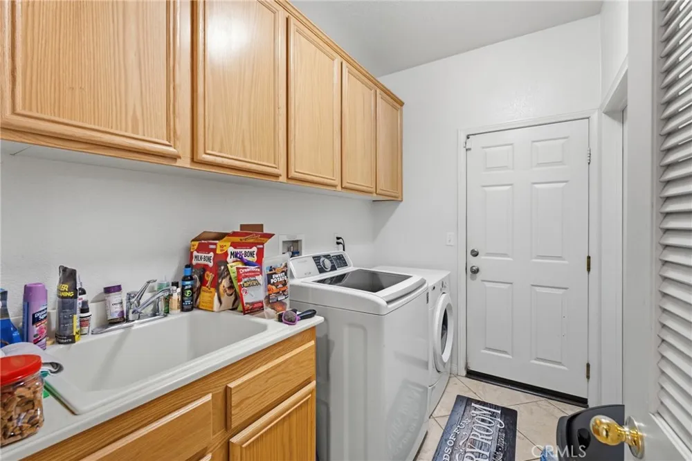 29268 Sandpiper Lake Elsinore, CA 92530
