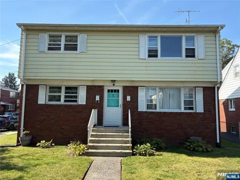 1 Sargeant Avenue 2