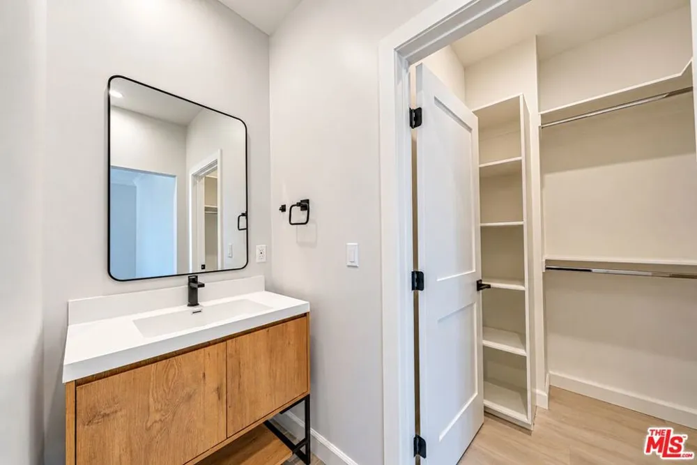1022 La Cadena Avenue #B Arcadia, CA 91007