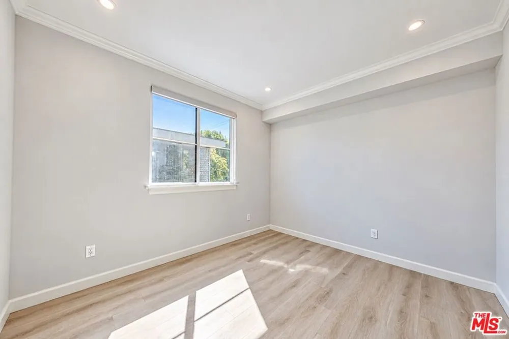 1022 La Cadena Avenue #B Arcadia, CA 91007
