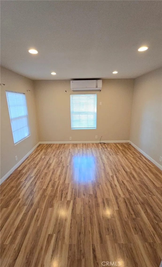 8642 Bennett Fontana, CA 92335