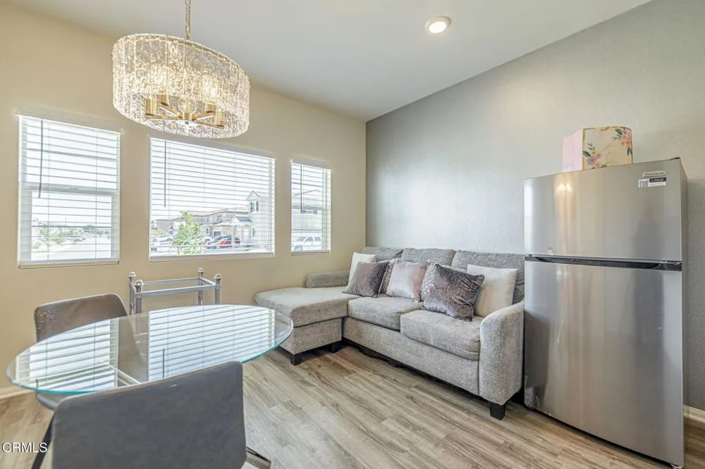 44325 Moccasin Place Lancaster, CA 93536