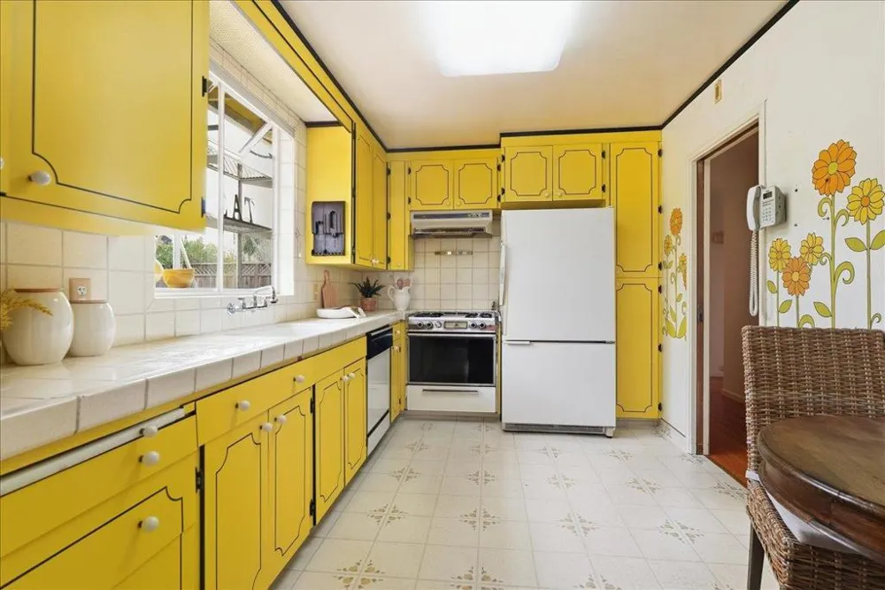 14878 Conway Avenue San Jose, CA 95124