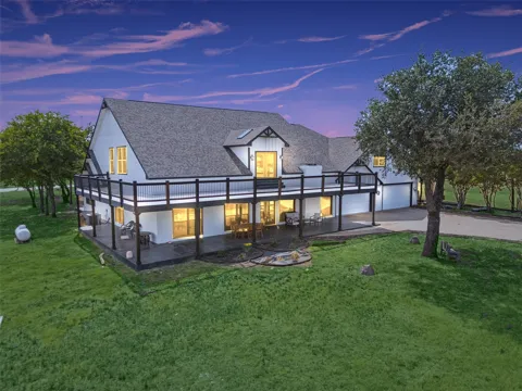 7617 Sky Road
