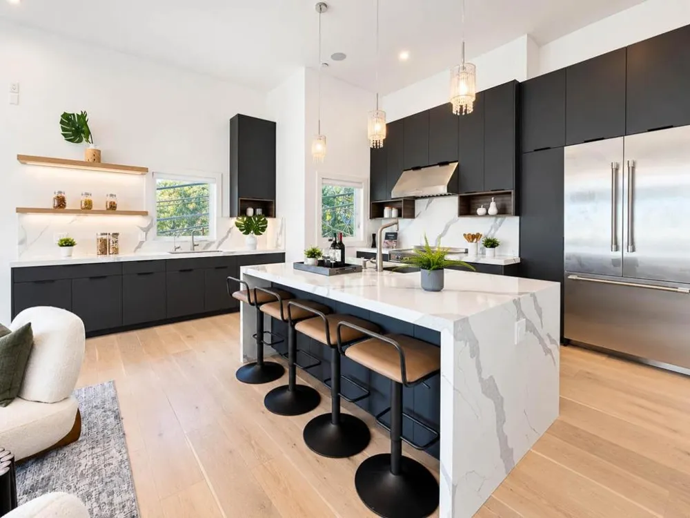 4321 Edison Street San Mateo, CA 94403