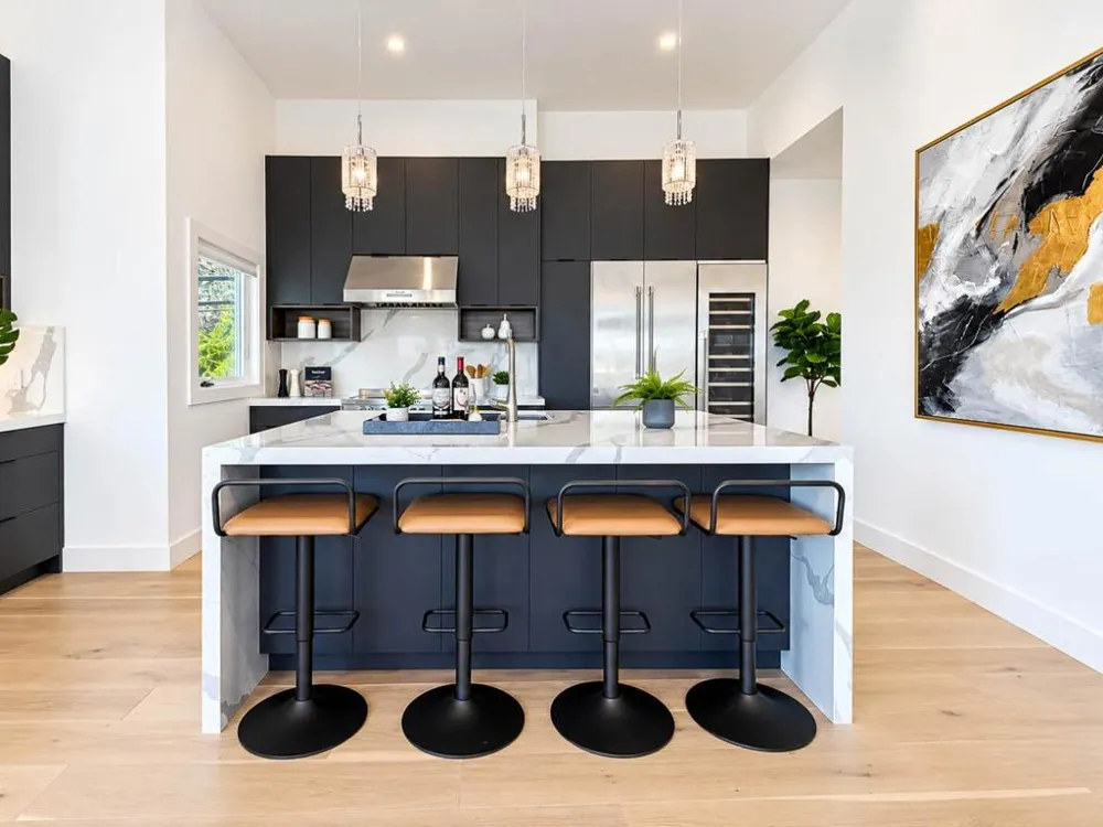 4321 Edison Street San Mateo, CA 94403