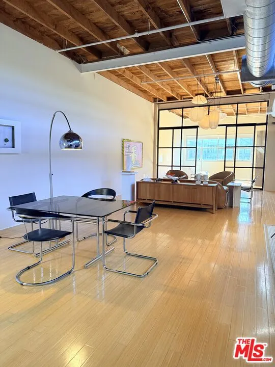 500 S Molino Street #307 Los Angeles, CA 90013