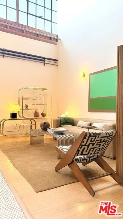 500 S Molino Street #307 Los Angeles, CA 90013