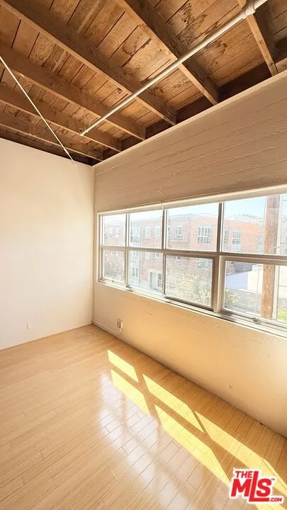 500 S Molino Street #307 Los Angeles, CA 90013