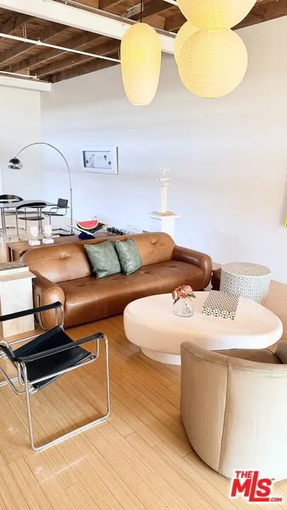 500 S Molino Street #307 Los Angeles, CA 90013