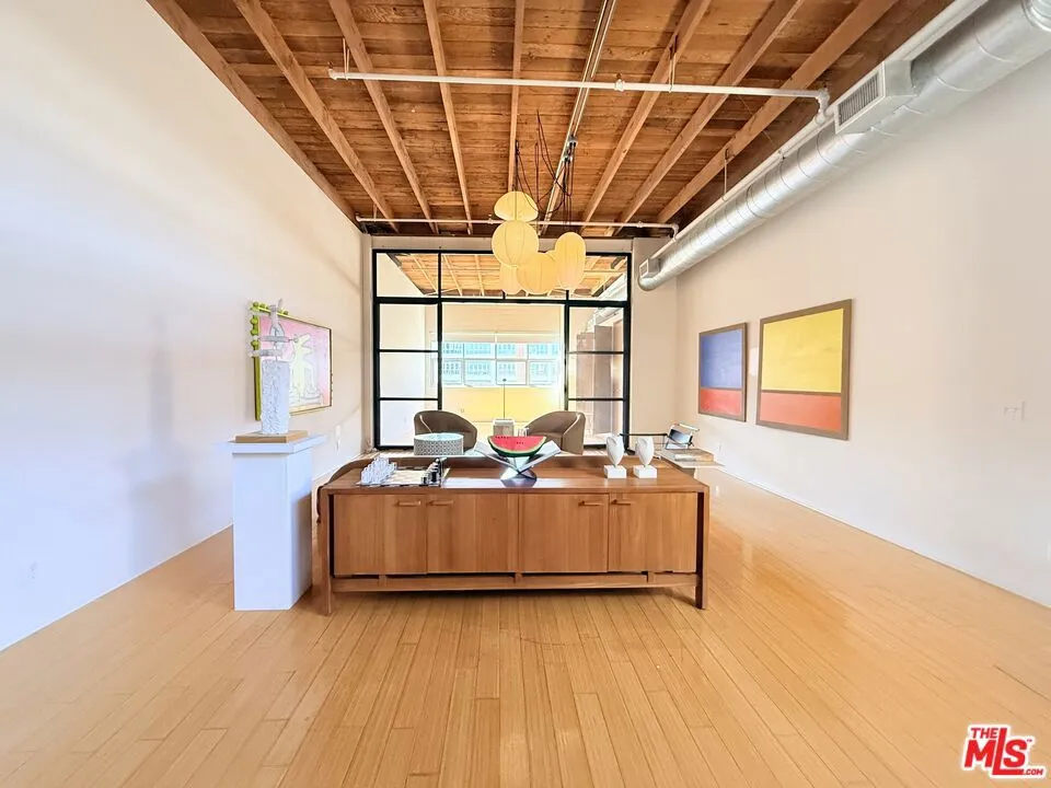 500 S Molino Street #307 Los Angeles, CA 90013