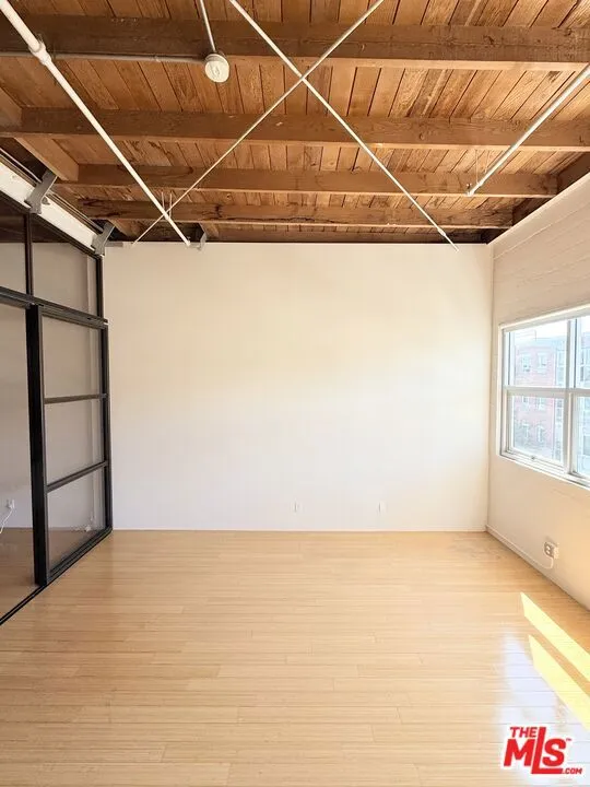 500 S Molino Street #307 Los Angeles, CA 90013