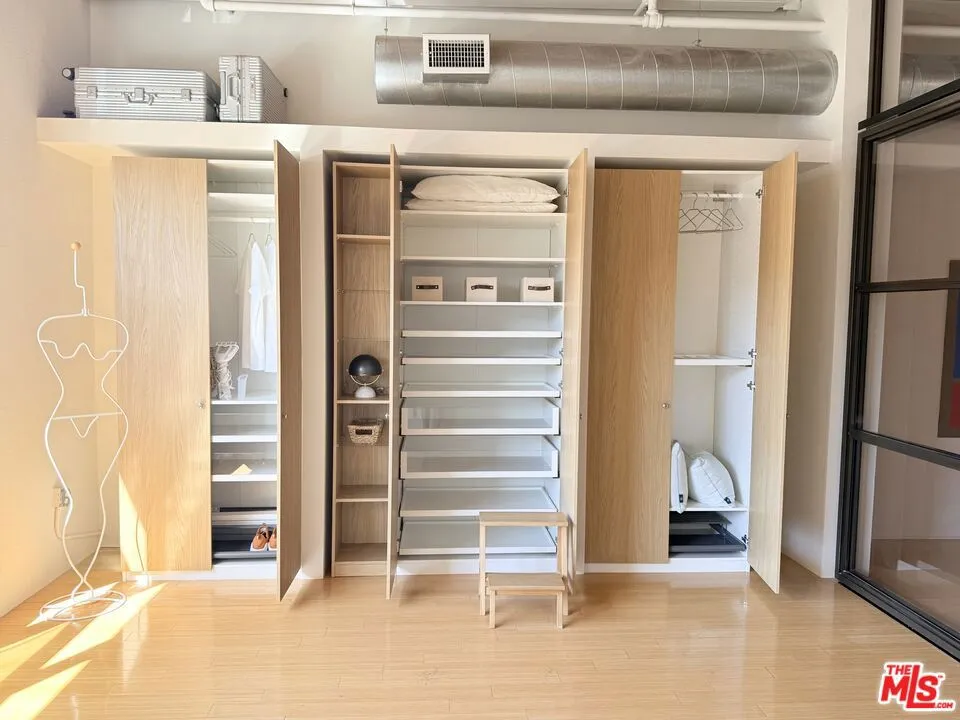 500 S Molino Street #307 Los Angeles, CA 90013