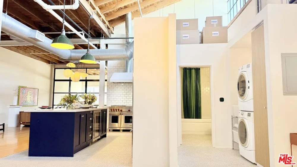500 S Molino Street #307 Los Angeles, CA 90013