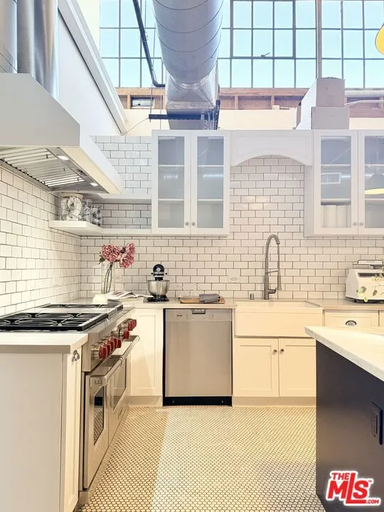 500 S Molino Street #307 Los Angeles, CA 90013