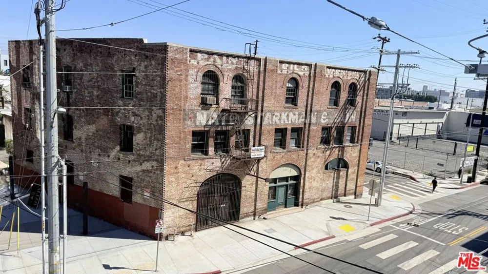 500 S Molino Street #307 Los Angeles, CA 90013