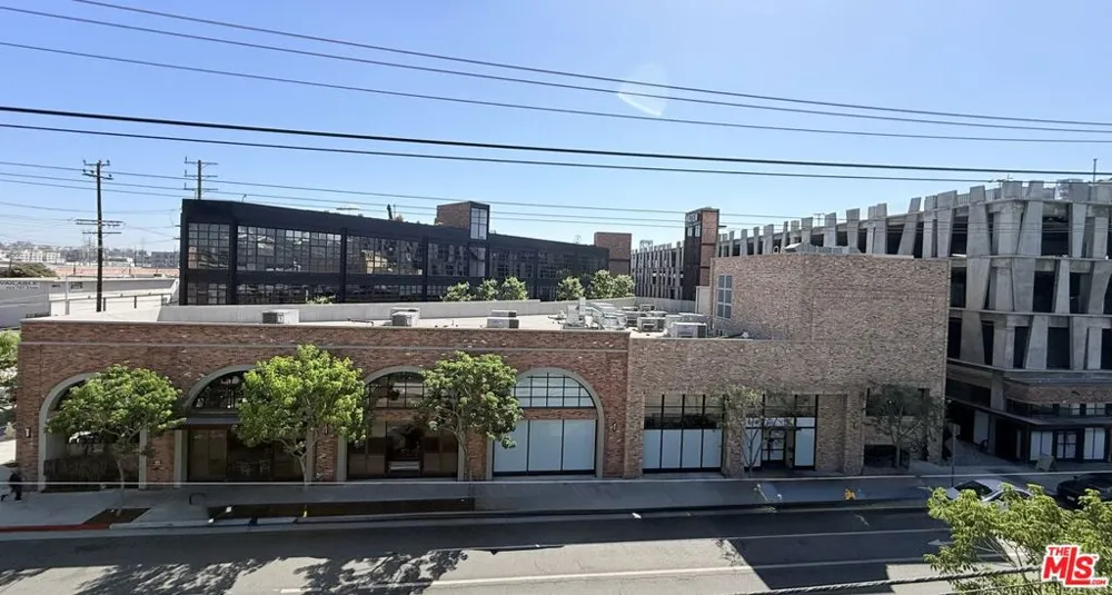 500 S Molino Street #307 Los Angeles, CA 90013