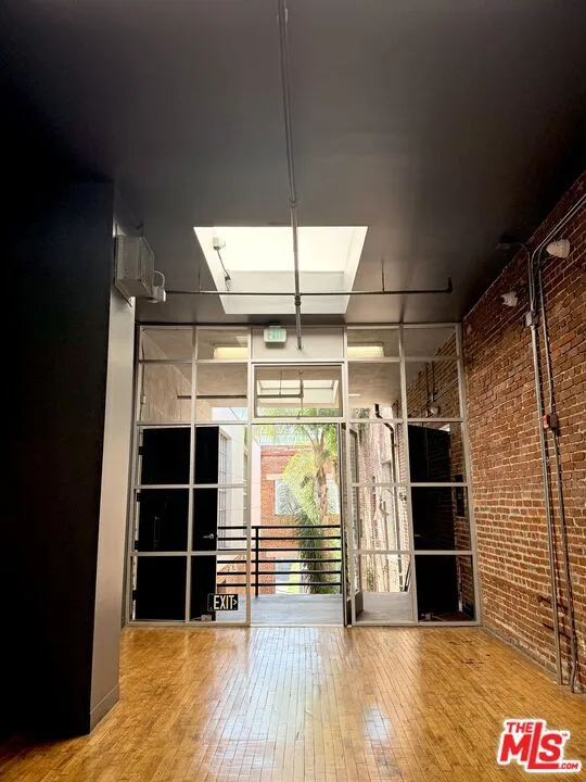 500 S Molino Street #307 Los Angeles, CA 90013