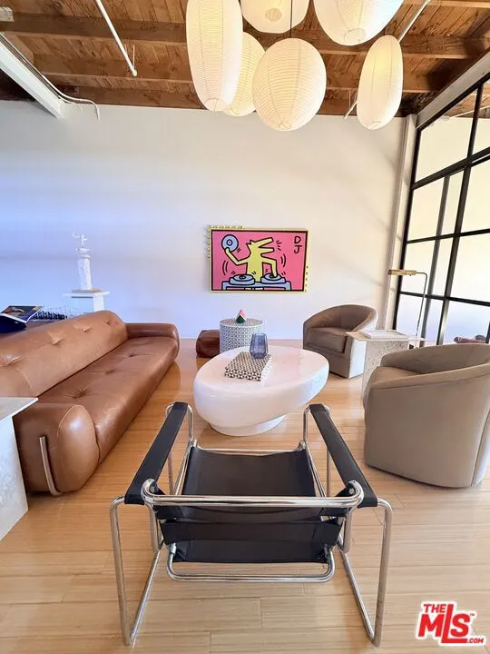 500 S Molino Street #307 Los Angeles, CA 90013