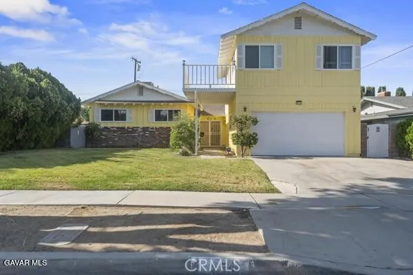 554 W Avenue J-11 Lancaster, CA 93534