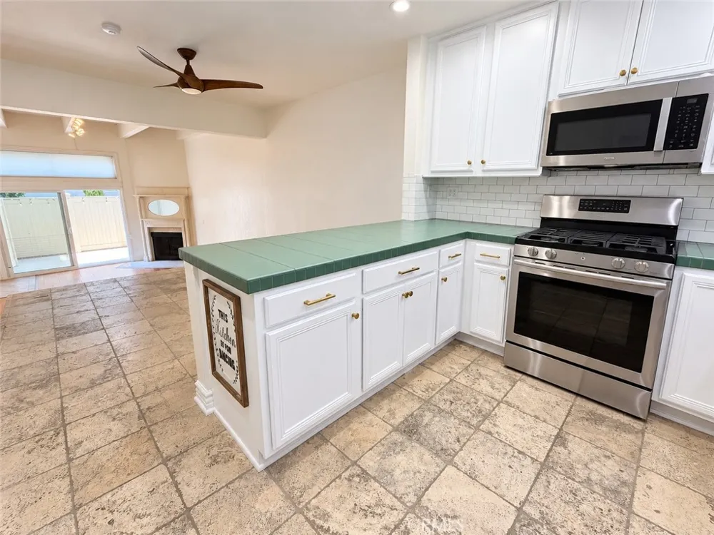 2607 Nelson #F Redondo Beach, CA 90278