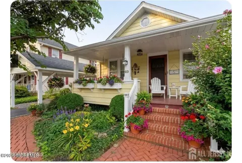 49 Laurel Avenue