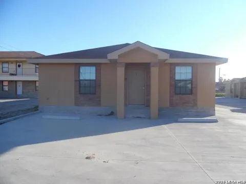 1458 Katy Dr. Unit 7