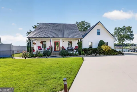 3465 River Pointe DR
