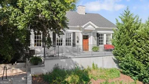 684 Kennesaw AVE NE