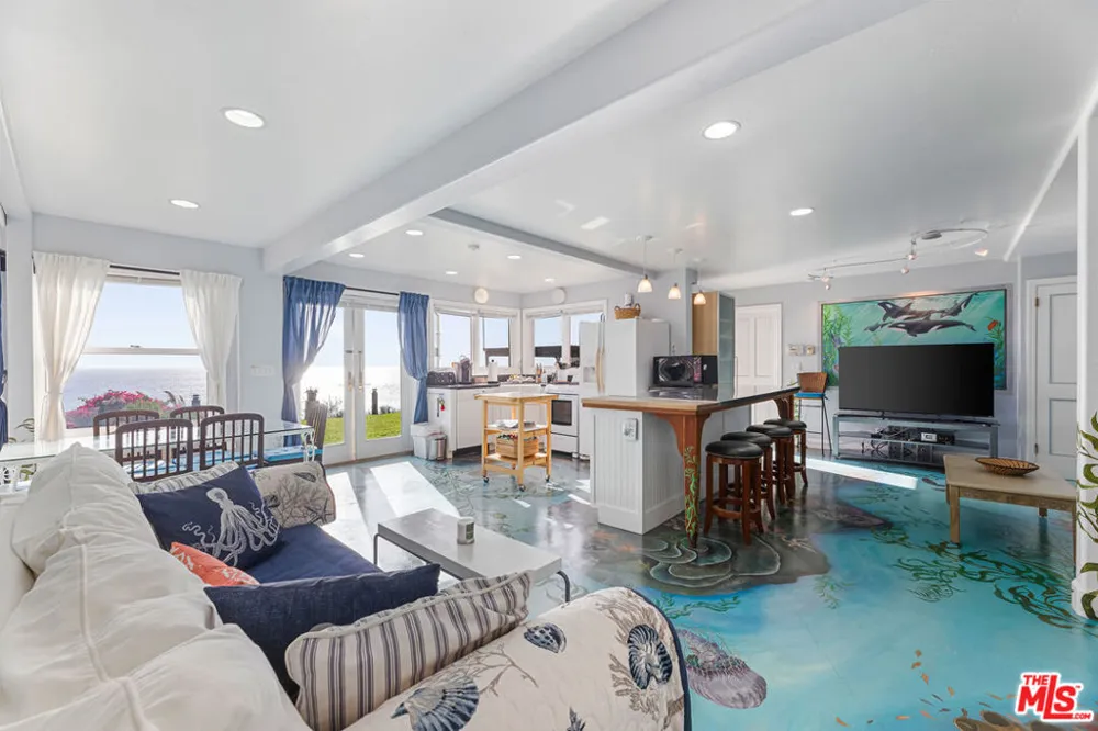 7007 Birdview Avenue Malibu, CA 90265