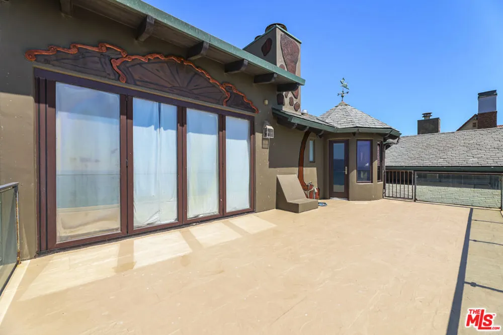 7007 Birdview Avenue Malibu, CA 90265