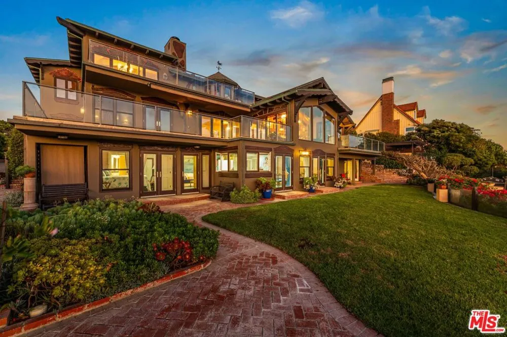 7007 Birdview Avenue Malibu, CA 90265